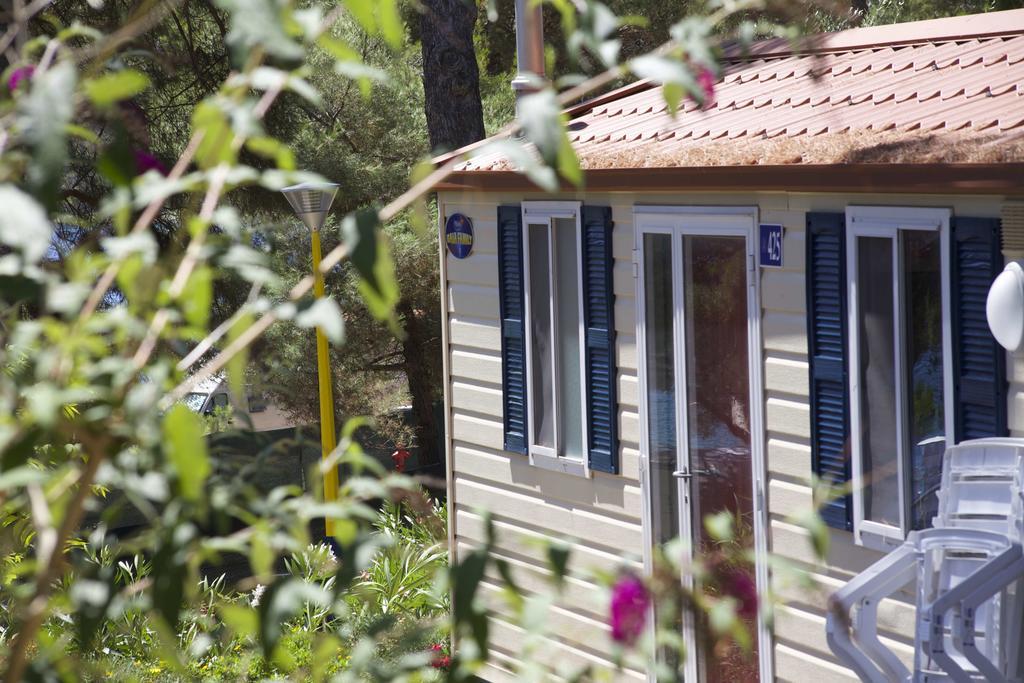 Camping Village Poljana Mali Lošinj Extérieur photo
