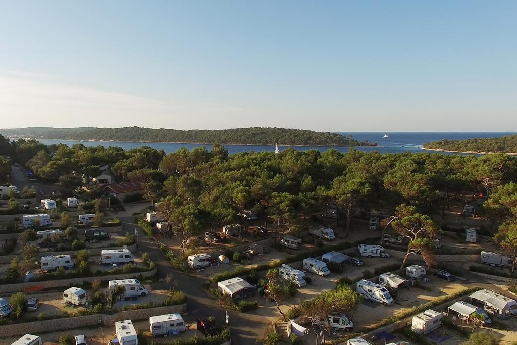 Camping Village Poljana Mali Lošinj Extérieur photo